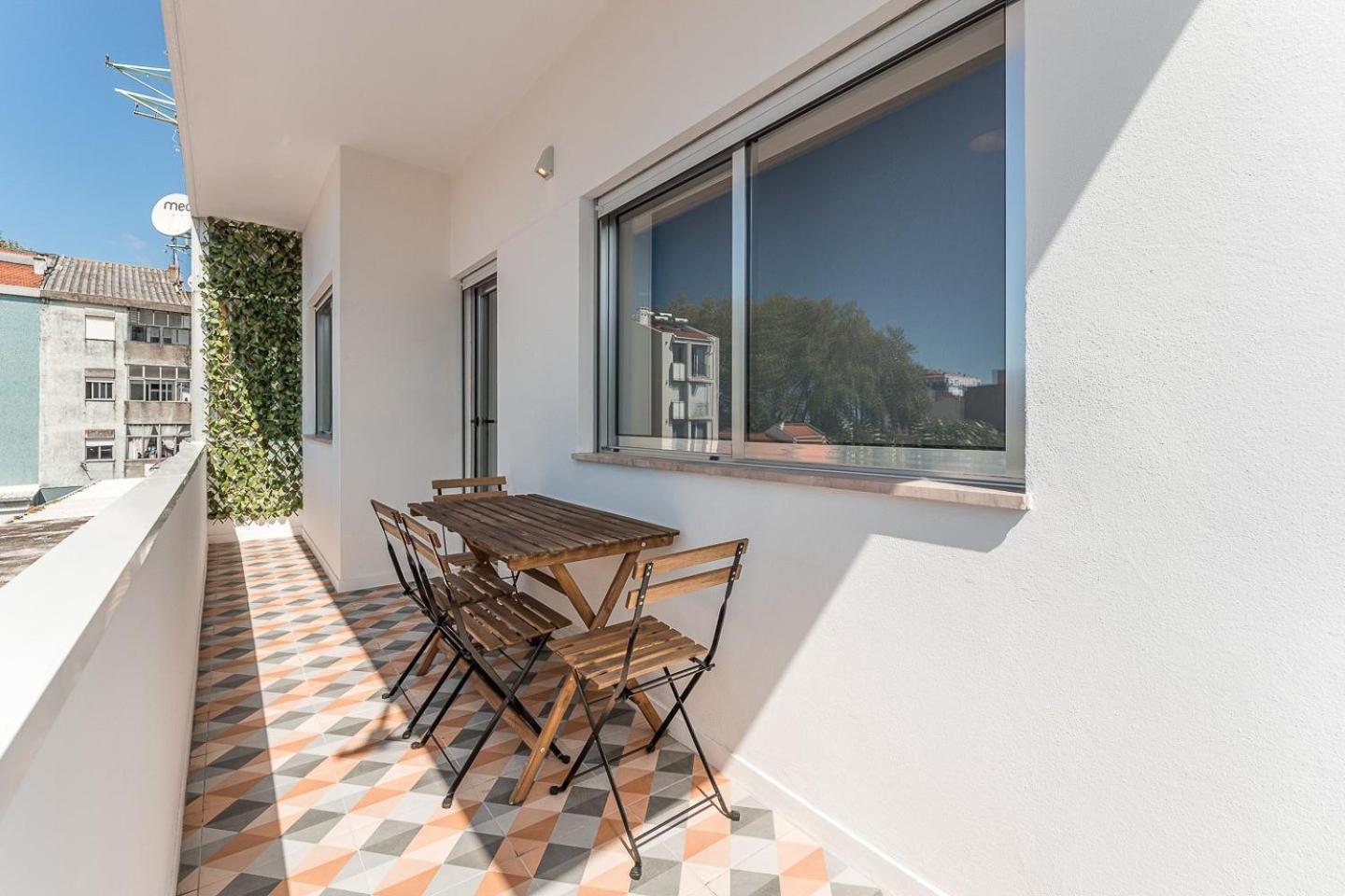 Guestready - City Retreat With A Balcony Porto Buitenkant foto